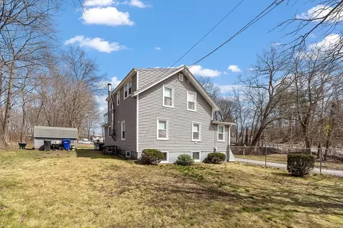 Exterior - 48 Mill St, Maynard, MA 01754 photo 4 of 6