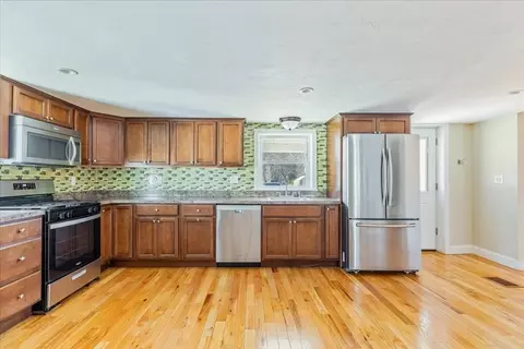 Kitchen - 48 E Main St, Middleboro, MA 02346 photo 2 of 3