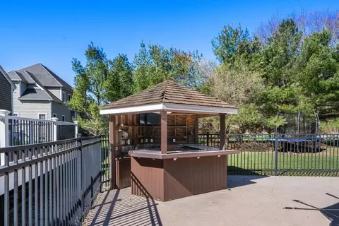 Exterior - 52 Brook St, Raynham, MA 02767 photo 4 of 10