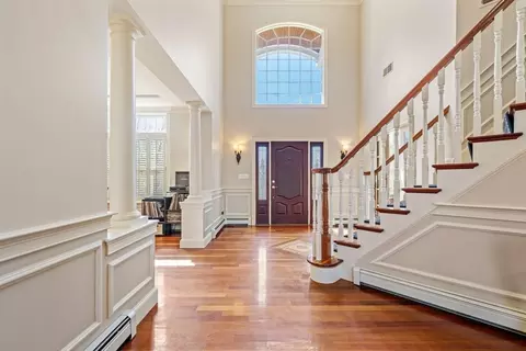 Entry Way - 52 Brook St, Raynham, MA 02767 photo 2 of 5