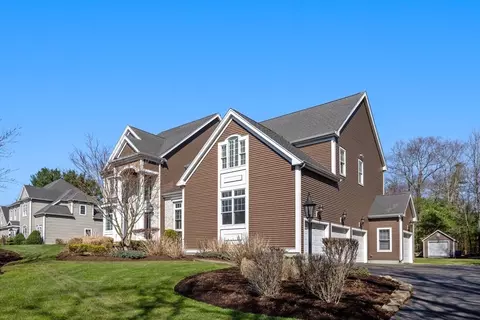 Exterior - 52 Brook St, Raynham, MA 02767 photo 8 of 10