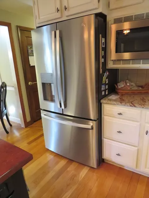 388 Winter St, Hanson, MA 02341 photo 7