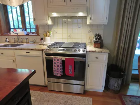 388 Winter St, Hanson, MA 02341 photo 5