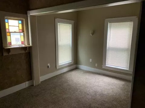 124 Catharine St, Springfield, MA 01109 photo 4