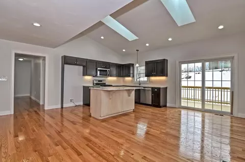 47 Ariel Cir #47, Sutton, MA 01590 photo 4