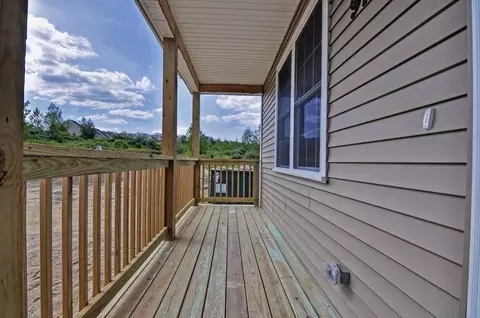 47 Ariel Cir #47, Sutton, MA 01590 photo 3