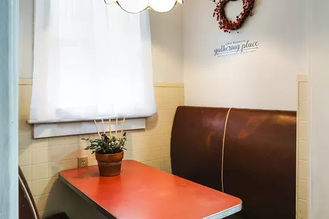 Dining - 39 Meredith St, Springfield, MA 01108 photo 5 of 5