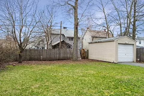 Exterior - 39 Meredith St, Springfield, MA 01108 photo 6 of 7
