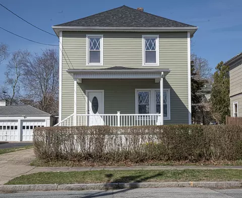 69 Milford St, New Bedford, MA 02745
