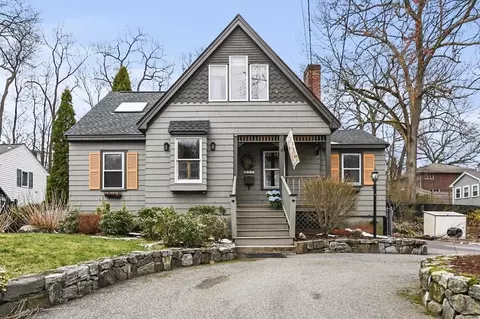 25 Jennings Rd, Waltham, MA 02451