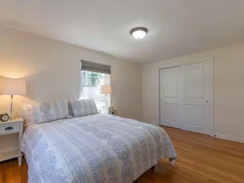 Bedroom - 33 Woolworth St, Longmeadow, MA 01106 photo 1 of 4