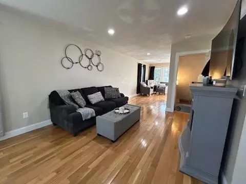 160 Crawford St, Fall River, MA 02724 photo 19
