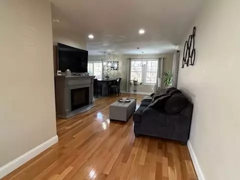 160 Crawford St, Fall River, MA 02724 photo 17
