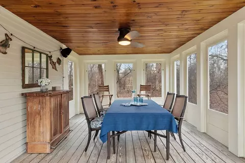 Dining - 2 Davis Ln, Georgetown, MA 01833 photo 3 of 4