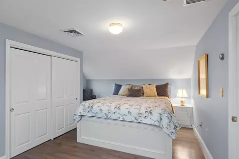 Bedroom - 2 Davis Ln, Georgetown, MA 01833 photo 6 of 7