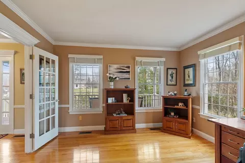 Living - 2 Davis Ln, Georgetown, MA 01833 photo 1 of 5