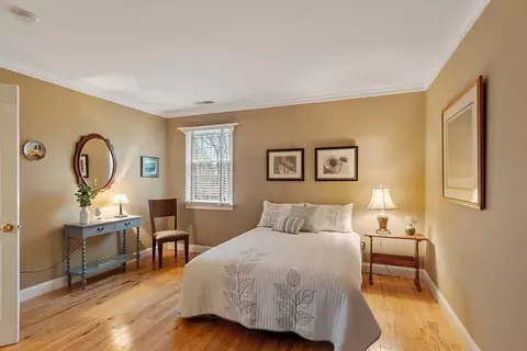 Bedroom - 2 Davis Ln, Georgetown, MA 01833 photo 5 of 7