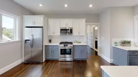 9 Hunnewell #1, Brighton, MA 02135