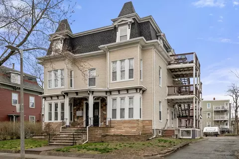 42 Van Winkle St #1, Dorchester Center, MA 02124