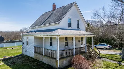 1236 Somerset Ave, Taunton, MA 02780