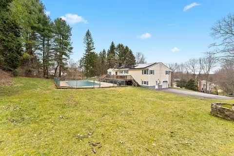 Exterior - 99 Dudley Rd, Sutton, MA 01590 photo 3 of 7