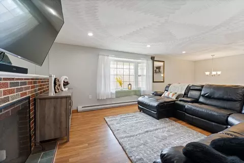 Living - 99 Dudley Rd, Sutton, MA 01590 photo 1 of 4