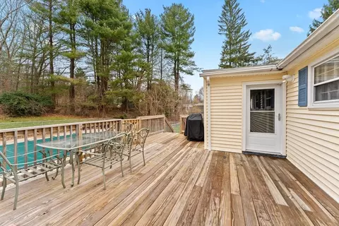 Exterior - 99 Dudley Rd, Sutton, MA 01590 photo 4 of 7