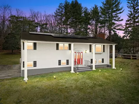 99 Dudley Rd, Sutton, MA 01590