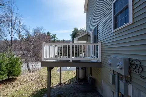 Exterior - 56 Clinton Rd #56, Sterling, MA 01564 photo 3 of 5