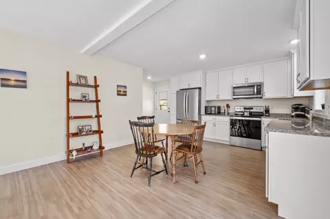 Dining - 56 Clinton Rd #56, Sterling, MA 01564 photo 2 of 2
