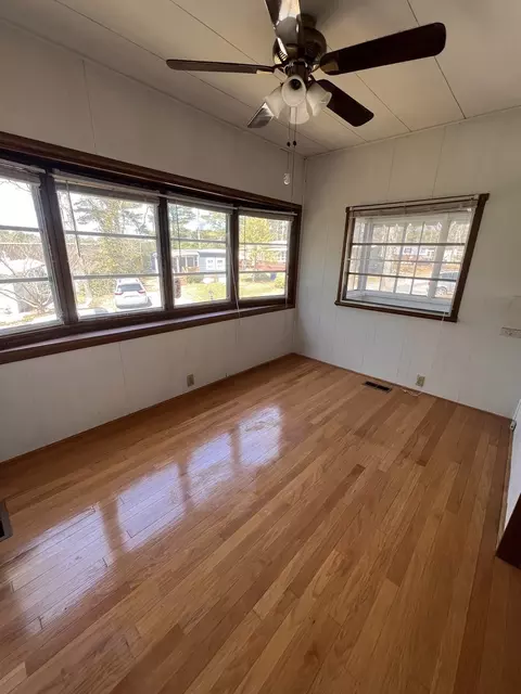 57 Timber Ln, Wareham, MA 02576 photo 3