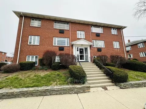 109 Warren St #7, Watertown, MA 02472