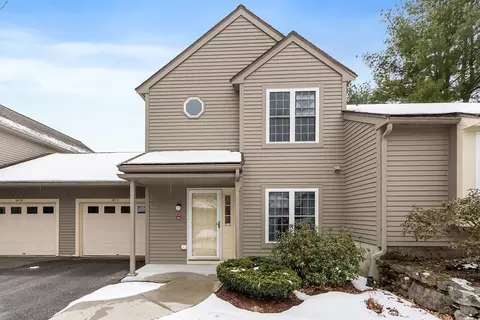 301 Ridgefield Cir # C, Clinton, MA 01510