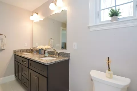 Bath - 150 Brookview Rd #150, Franklin, MA 02038 photo 4 of 7