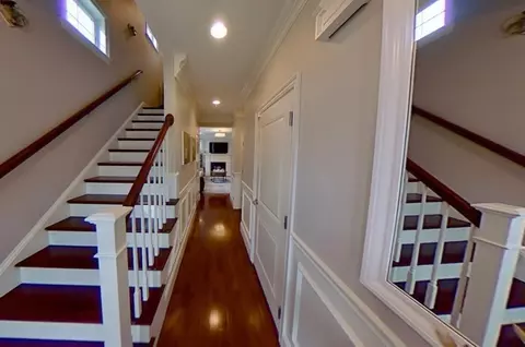 Entry Way - 150 Brookview Rd #150, Franklin, MA 02038 photo 2 of 4