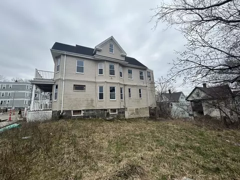 11 Mountain Ave, Boston, MA 02124