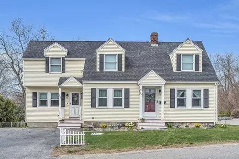 140 Oak St, Methuen, MA 01844