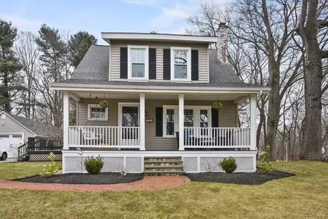 365 Oxford St N, Auburn, MA 01501