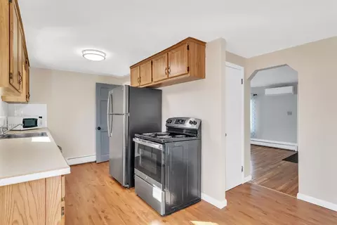 Kitchen - 127 Drexel St, Springfield, MA 01104 photo 2 of 6