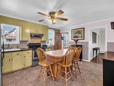 Kitchen - 114 Baker St, Gardner, MA 01440 photo 1 of 4