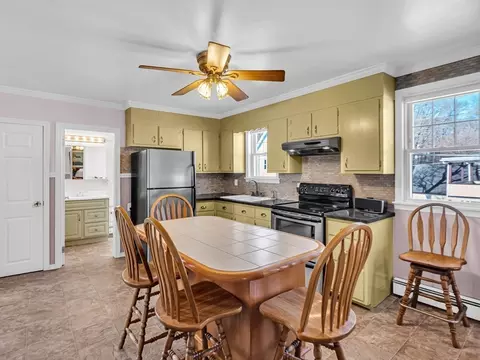 Kitchen - 114 Baker St, Gardner, MA 01440 photo 2 of 4