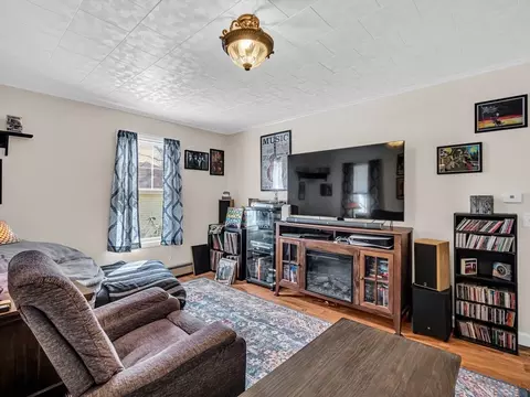 Living - 114 Baker St, Gardner, MA 01440 photo 1 of 7