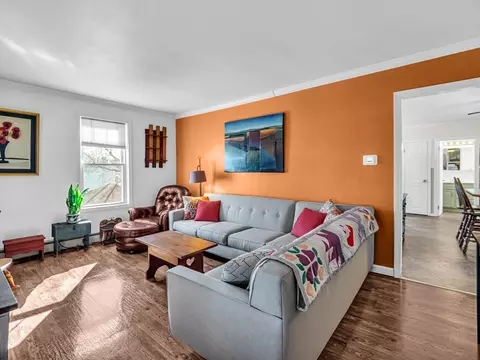 Living - 114 Baker St, Gardner, MA 01440 photo 3 of 7
