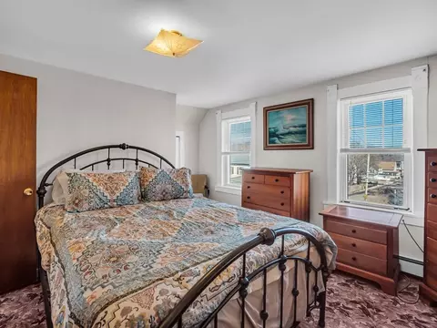 Bedroom - 114 Baker St, Gardner, MA 01440 photo 7 of 8