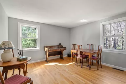 Dining - 4 Cedar St, Walpole, MA 02081 photo 4 of 5