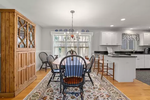 Dining - 4 Cedar St, Walpole, MA 02081 photo 1 of 5