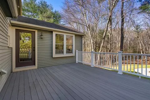 Exterior - 4 Cedar St, Walpole, MA 02081 photo 7 of 14