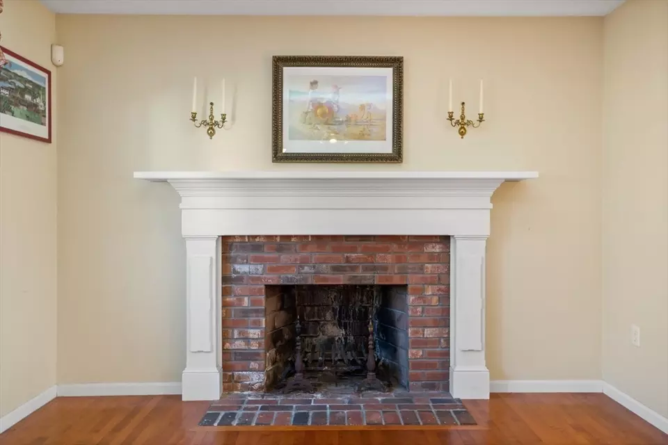 Living - 7 Oak Grove St, Ayer, MA 01432 photo 3 of 6
