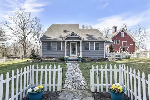 468 Central Tpke, Sutton, MA 01590