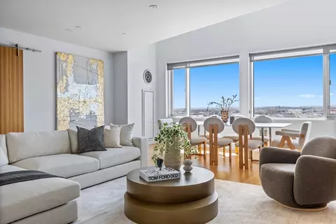 141 Dorchester Ave #812, Boston, MA 02127